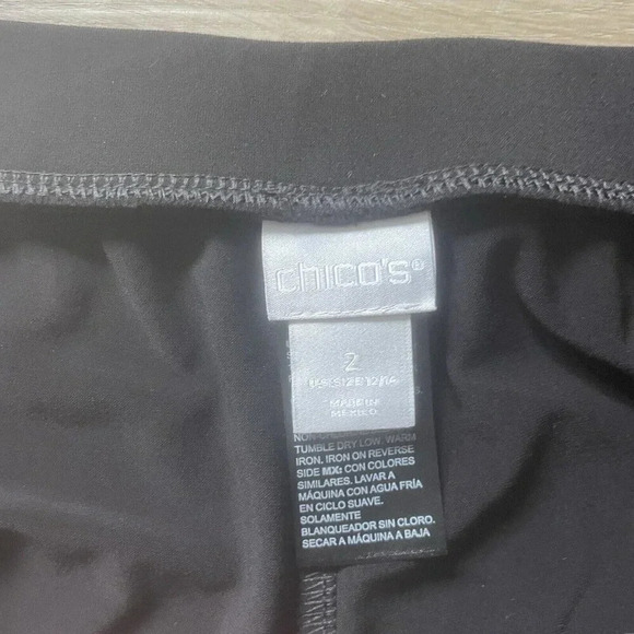 Chicos Black Chino Travel Pants Size 2 Wide Leg Stretchy Pull On Lagenlook - Picture 5 of 5